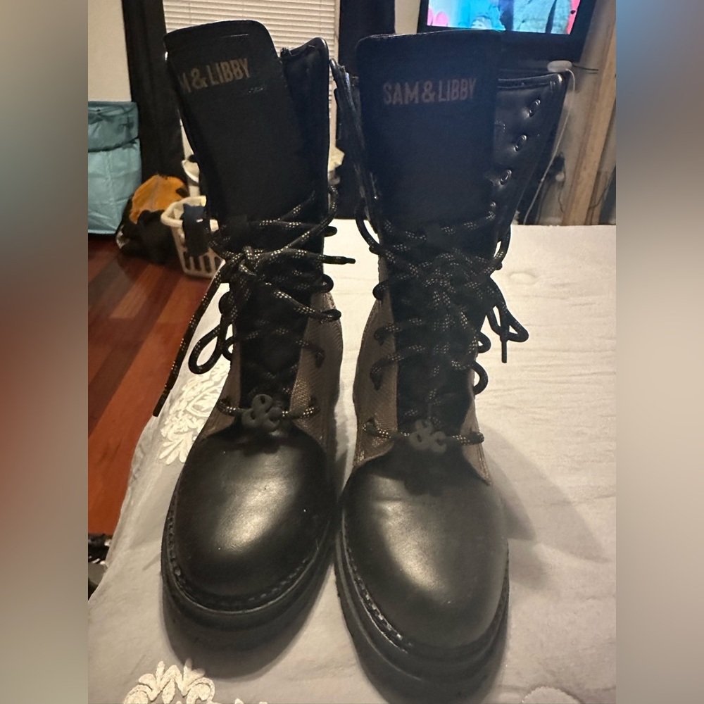 Sam and Libby combat boots in dark khaki. Like new worn once. Size 9. Faux lthr